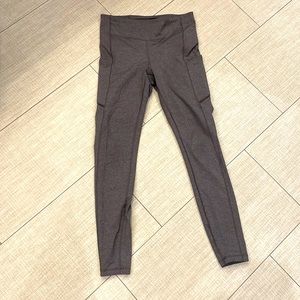 Lululemon legging with pockets